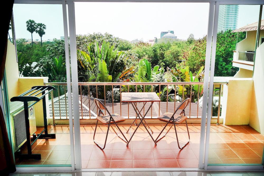 Jungle Resort Jomtien Beach Exterior foto