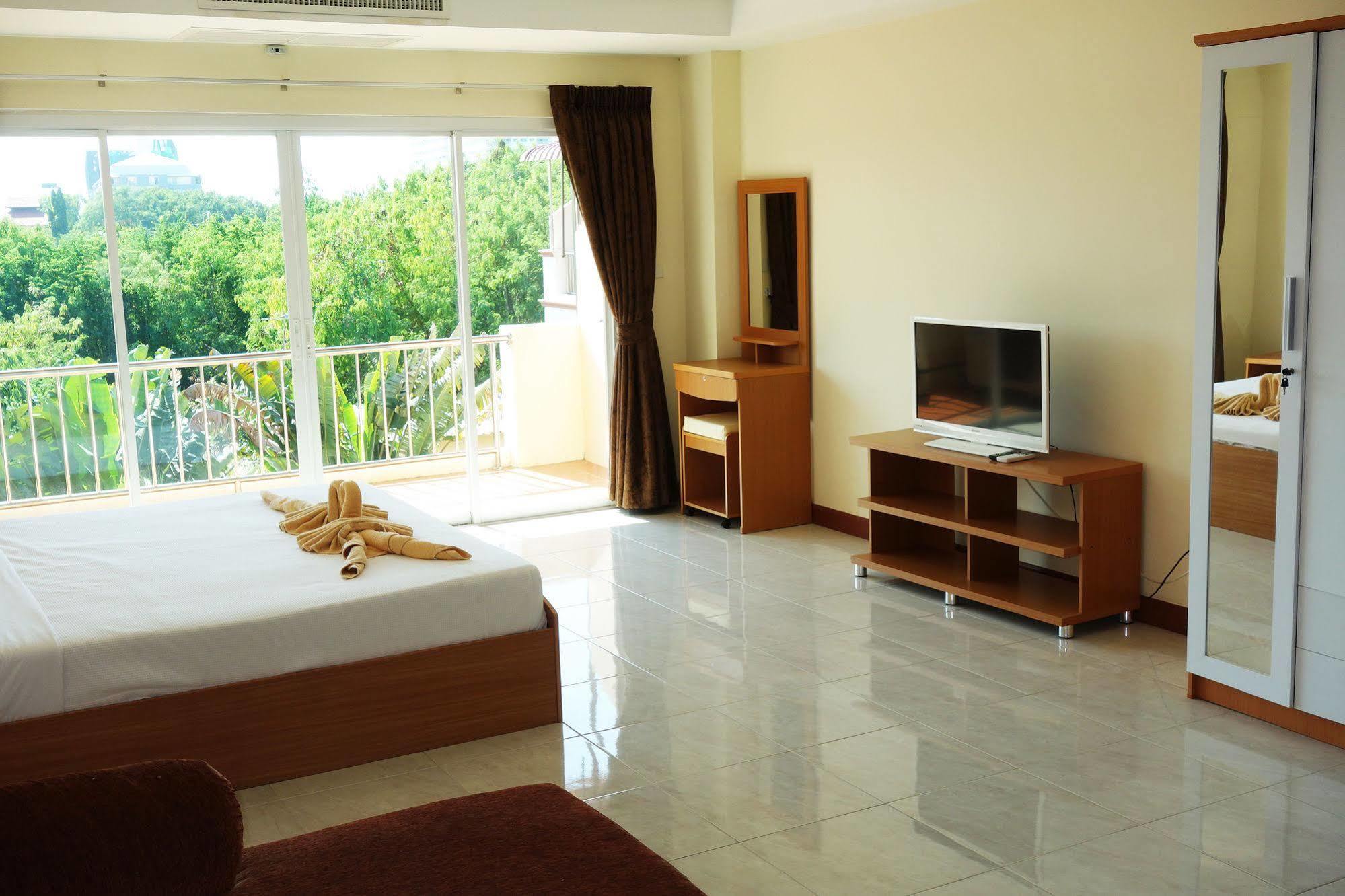 Jungle Resort Jomtien Beach Exterior foto