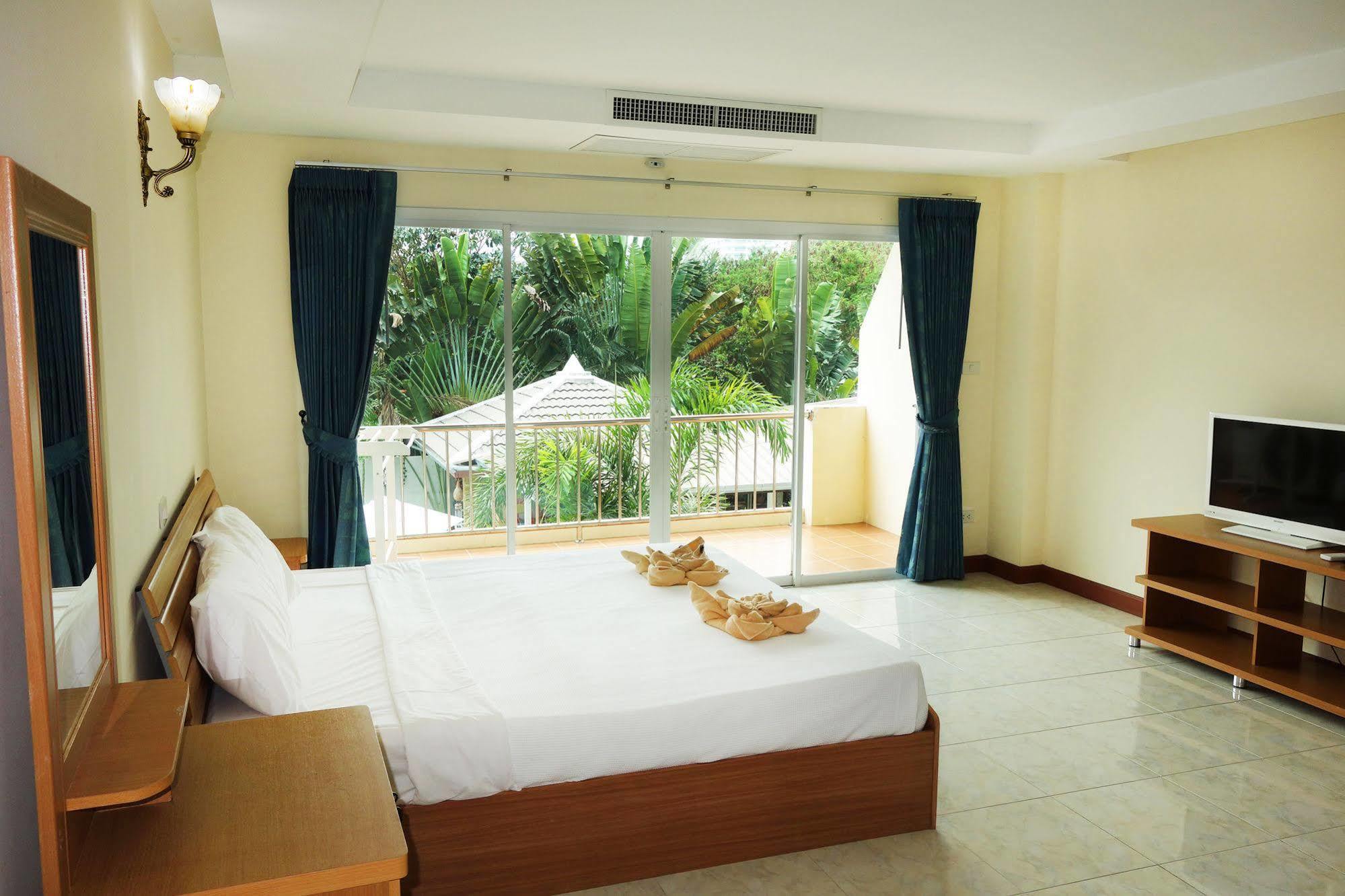 Jungle Resort Jomtien Beach Exterior foto