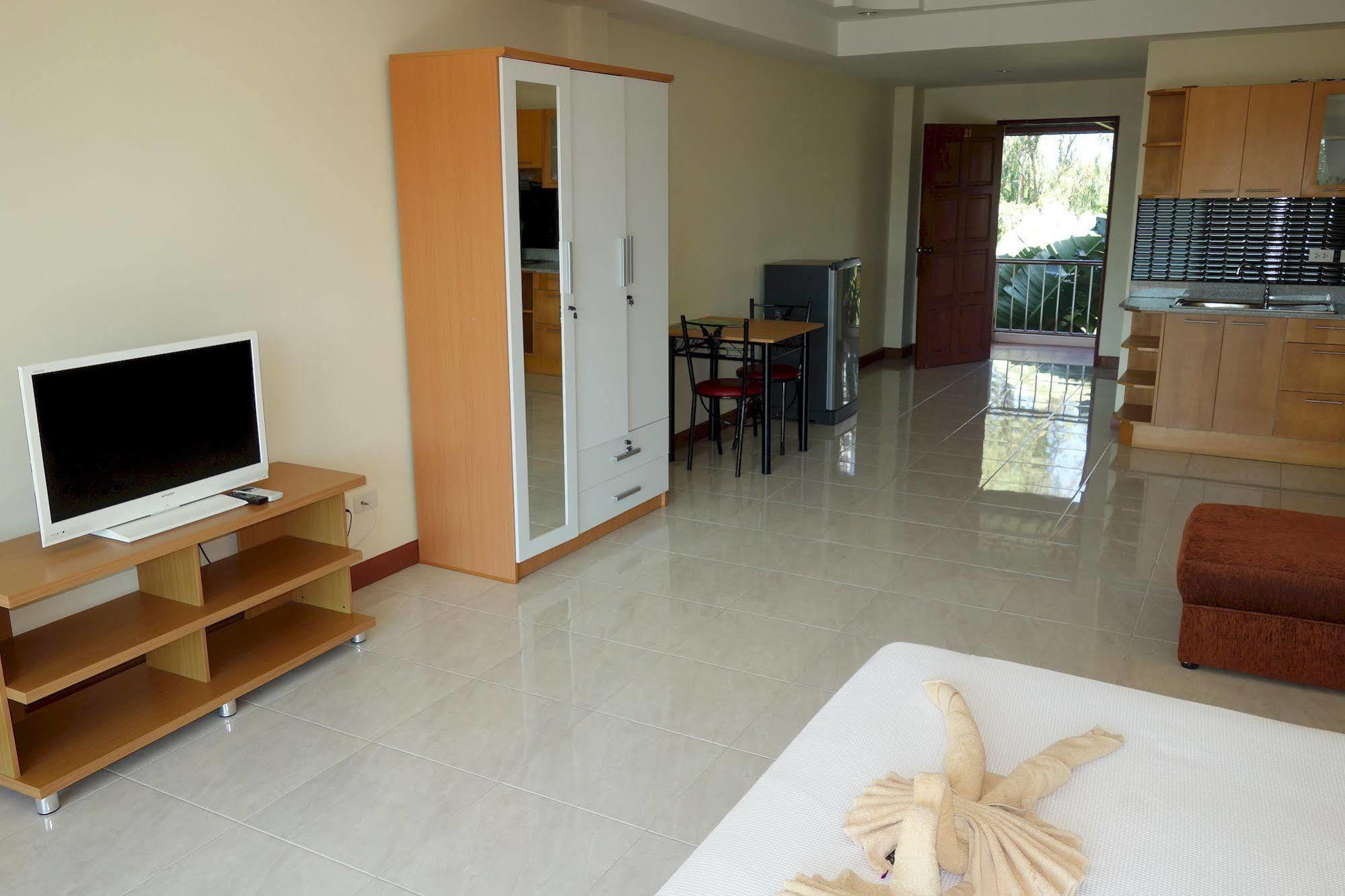 Jungle Resort Jomtien Beach Exterior foto