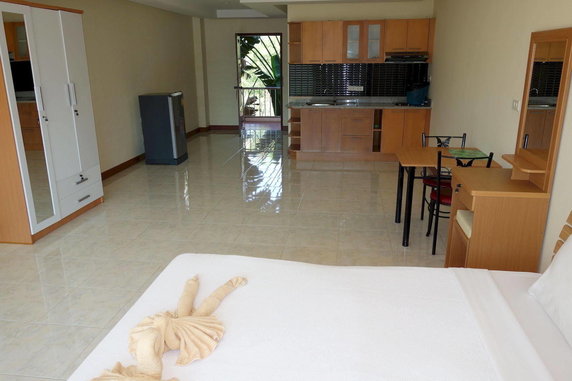 Jungle Resort Jomtien Beach Exterior foto