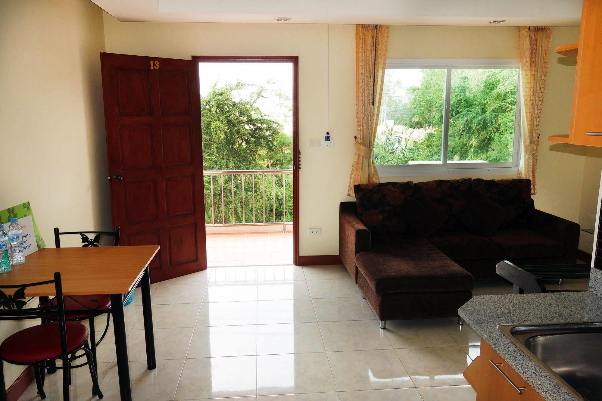 Jungle Resort Jomtien Beach Exterior foto